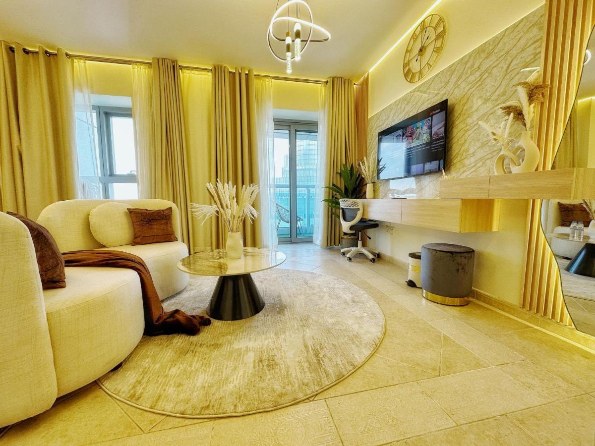 Life Above Clouds Apartman Dubaj Kültér fotó